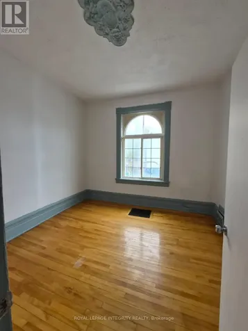 604-606 Somerset Street West Ottawa ON K1R 5K2