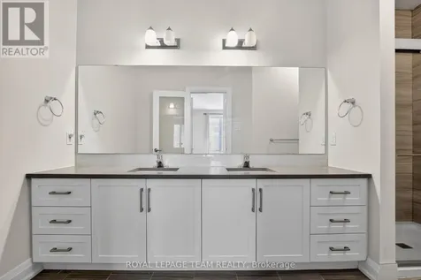 884 Artemis Circle Ottawa ON K4M 0H7