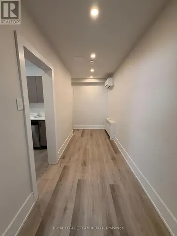 579 Tweedsmuir Avenue Ottawa ON K1Z 5P4