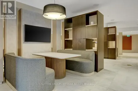 400 Albert Street Ottawa ON K1N 0G6