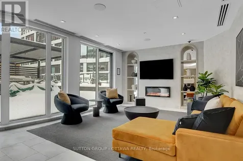 400 Albert Street Ottawa ON K1N 0G6