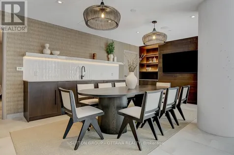 400 Albert Street Ottawa ON K1N 0G6