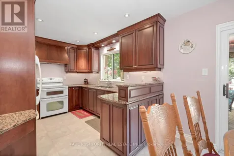 25 Seabrooke Drive Ottawa ON K2L 2H8