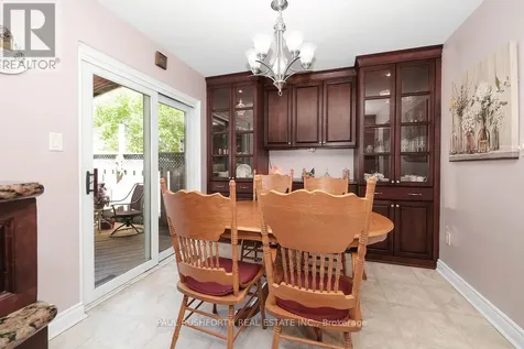25 Seabrooke Drive Ottawa ON K2L 2H8