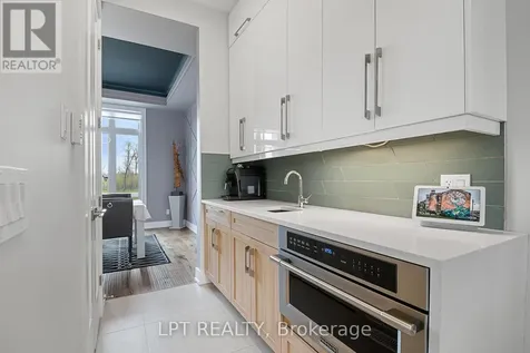 589 Shoreway Drive Ottawa ON K4P 0G3