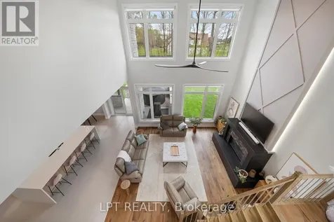 589 Shoreway Drive Ottawa ON K4P 0G3