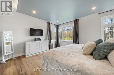 589 Shoreway Drive Ottawa ON K4P 0G3