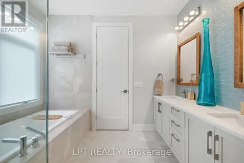 589 Shoreway Drive Ottawa ON K4P 0G3