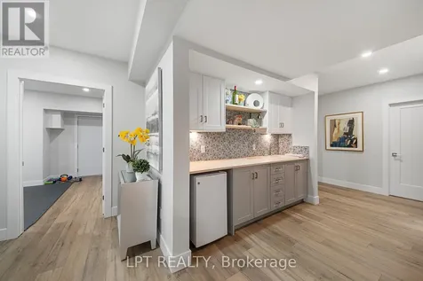 589 Shoreway Drive Ottawa ON K4P 0G3