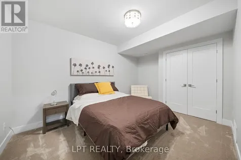 589 Shoreway Drive Ottawa ON K4P 0G3