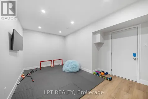 589 Shoreway Drive Ottawa ON K4P 0G3