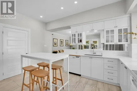 267 Stewart Street North Ottawa ON K1N 6K3