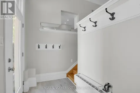 267 Stewart Street North Ottawa ON K1N 6K3