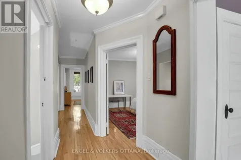 267 Stewart Street North Ottawa ON K1N 6K3
