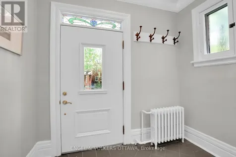 267 Stewart Street North Ottawa ON K1N 6K3