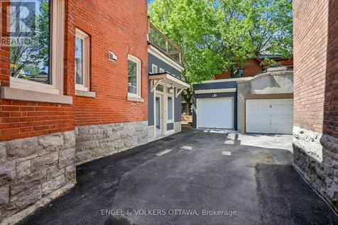 267 Stewart Street North Ottawa ON K1N 6K3