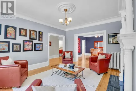 267 Stewart Street North Ottawa ON K1N 6K3