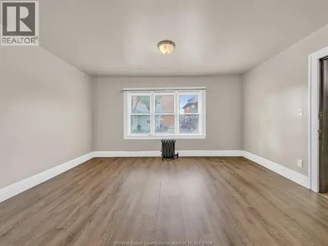 669 Park Street West Windsor ON N9A 5V7