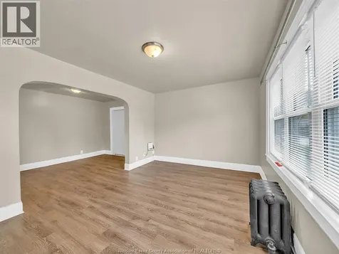 669 Park Street West Windsor ON N9A 5V7