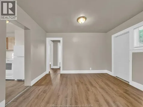 669 Park Street West Windsor ON N9A 5V7