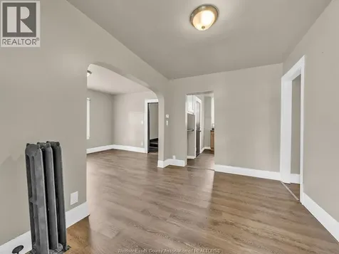 669 Park Street West Windsor ON N9A 5V7