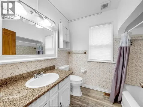 3999 Grand Marais Windsor ON N9A 3J8