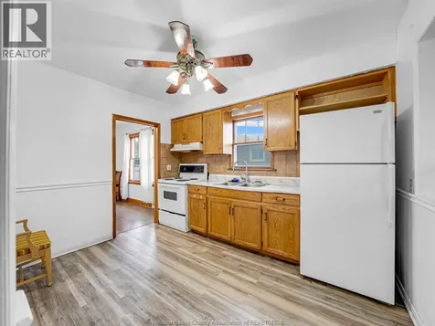 3999 Grand Marais Windsor ON N9A 3J8