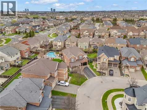 265 Goutouski Crescent Milton ON L9T 7B4
