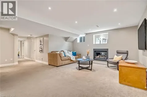 265 Goutouski Crescent Milton ON L9T 7B4