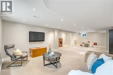265 Goutouski Crescent Milton ON L9T 7B4