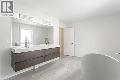 2282 Wickerson Road London ON N6K 0C3