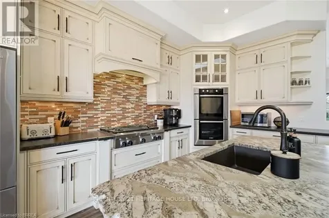 5 Echo Villa Avenue Brantford ON N3S 6X8