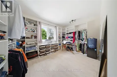 5 Echo Villa Avenue Brantford ON N3S 6X8
