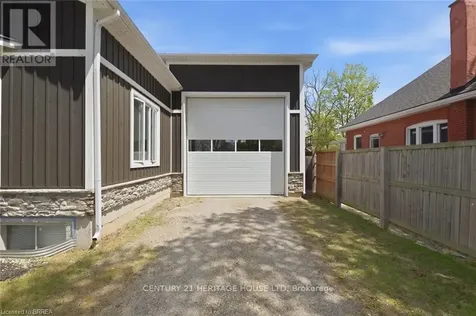 5 Echo Villa Avenue Brantford ON N3S 6X8