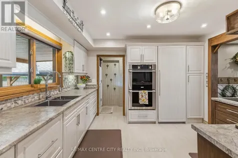70 Brentwood Crescent London North (north J) ON N6G 1X2