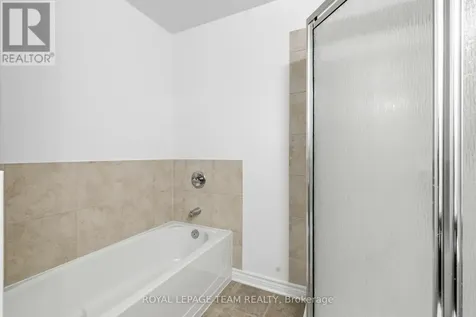 769 Cedar Creek Drive Ottawa ON K1T 0B3