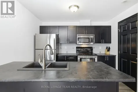 769 Cedar Creek Drive Ottawa ON K1T 0B3