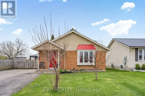 8 Abbott Lane Haldimand ON N0A 1E0
