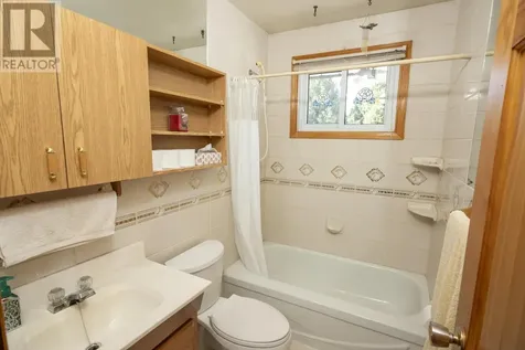 287 County Boulevard Thunder Bay ON P7A 7M9