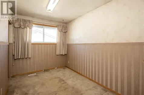 287 County Boulevard Thunder Bay ON P7A 7M9