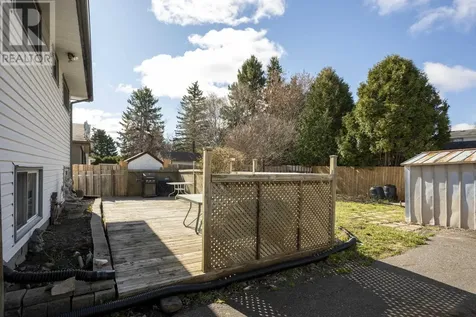287 County Boulevard Thunder Bay ON P7A 7M9