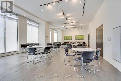 555 William Graham Drive Aurora ON L4G 7C4