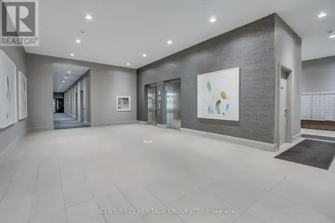 555 William Graham Drive Aurora ON L4G 7C4