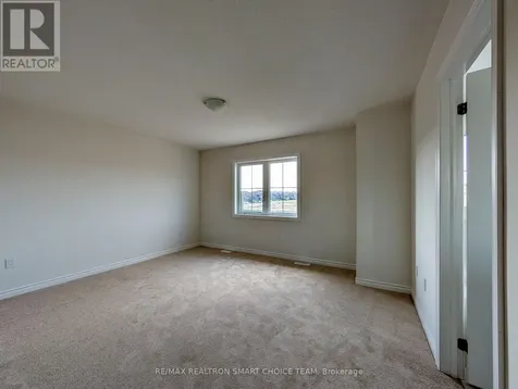 12 Fenn Crescent New Tecumseth ON L9R 0X1
