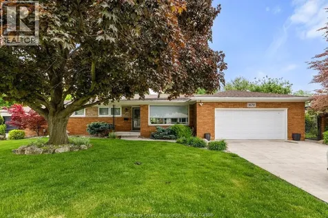1670 Campbell Avenue Windsor ON N9B 2K6