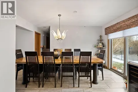 1670 Campbell Avenue Windsor ON N9B 2K6