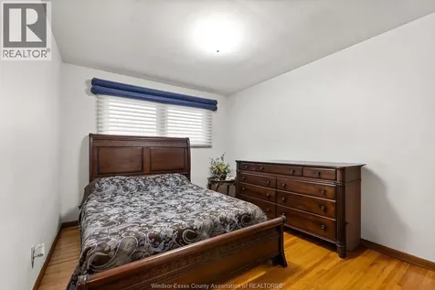 1670 Campbell Avenue Windsor ON N9B 2K6