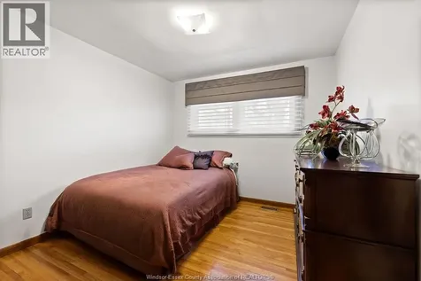 1670 Campbell Avenue Windsor ON N9B 2K6