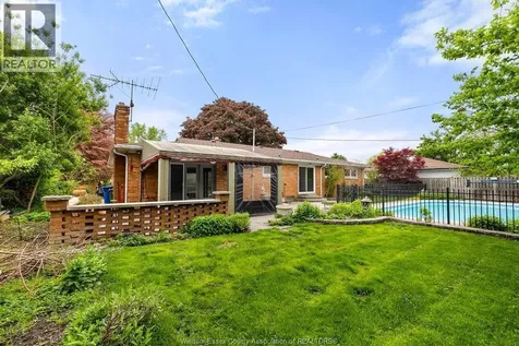 1670 Campbell Avenue Windsor ON N9B 2K6
