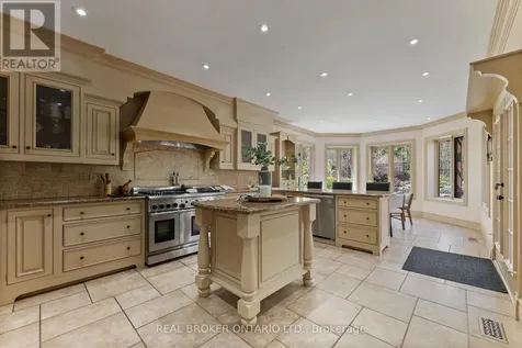 10 Oakview Place Uxbridge ON L9P 0L1